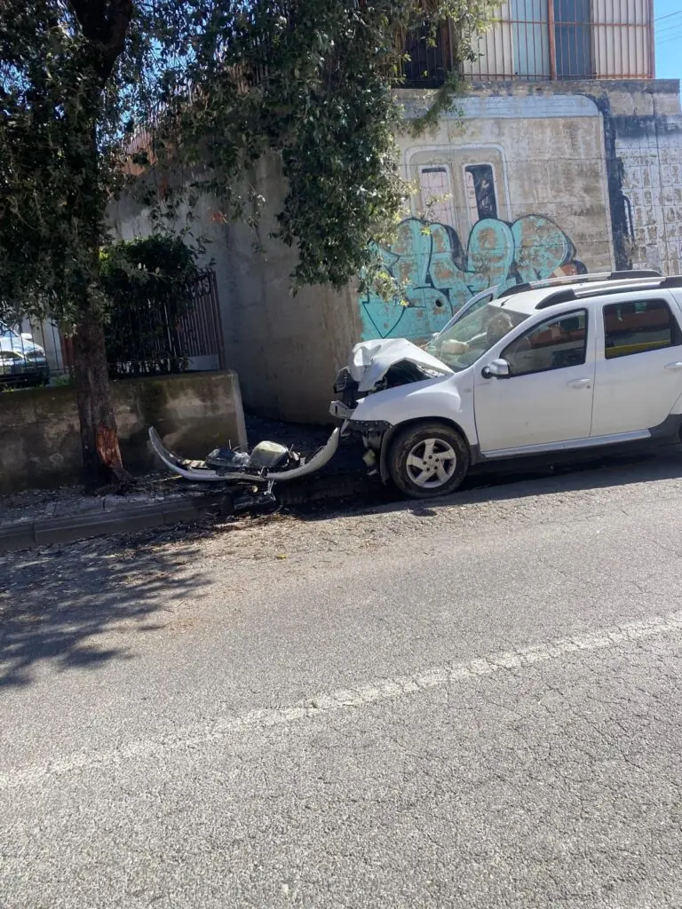 Salerno, muore dopo un incidente: «Adesso la verità per papà»