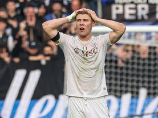 Napoli’s Rasmus Hojlund disappointed during the Serie A soccer match between A.C Atalanta B.C. and Napoli at the New Balance Arena in Bergamo, Italy - Sunday, February 22, 2026. Sport - Soccer . (Photo by Stefano Nicoli/Lapresse)