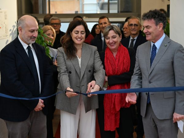 Doppio Sogno Fondazione Carisal . taglio del nastro