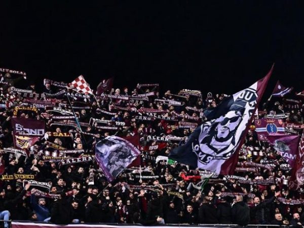SALERNITANA-TIFOSI