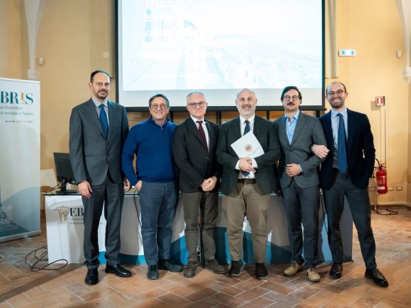 WhatsApp Image 2025-12-02 at 15.50.37