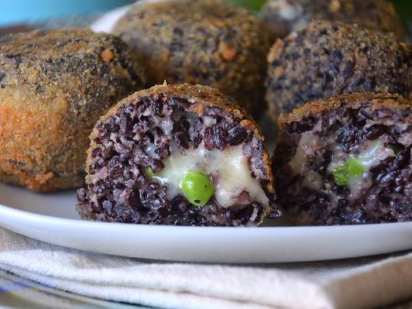 arancini-di-riso-venere arancini-di-riso-venere