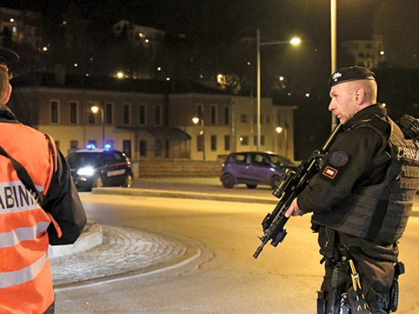 carabinieri blitz