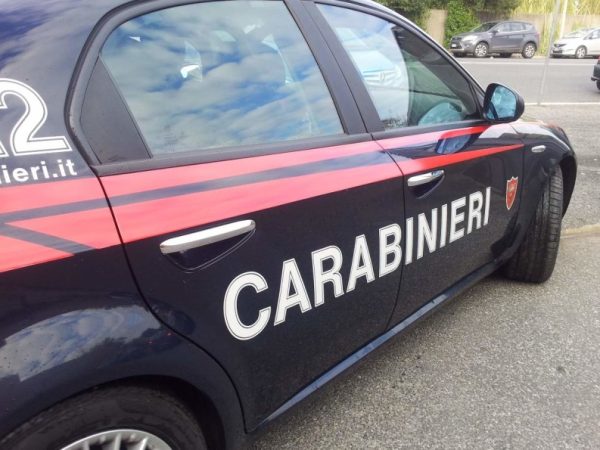 carabinieri generica auto