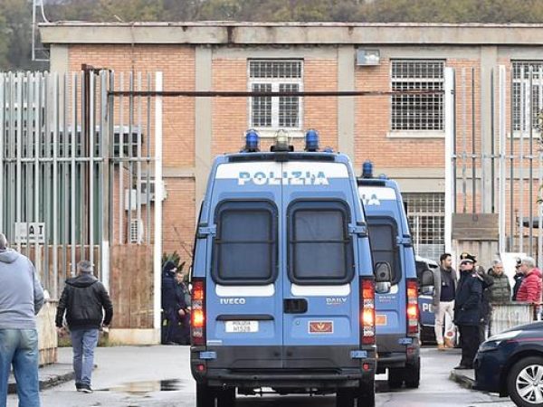 carcere fuorni