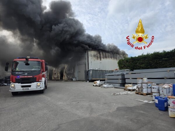 incendio Sant'Arsenio 2
