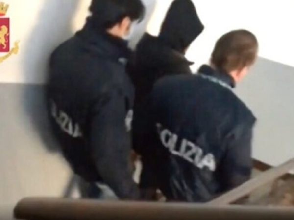 salerno arresto furto
