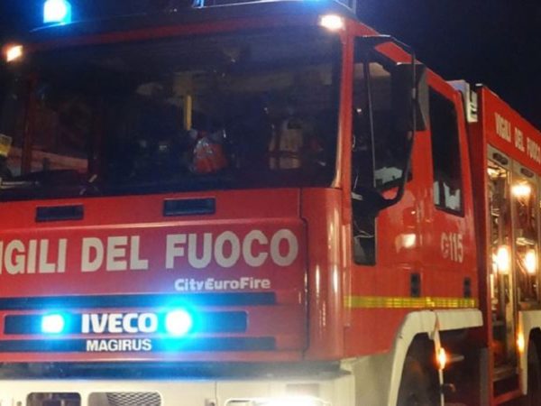 vigili-del-fuoco-notte