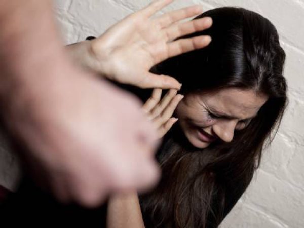 violenza donna